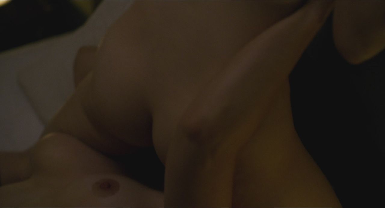 Saoirse Ronan & Kate Winslet in Ammonite (2020)