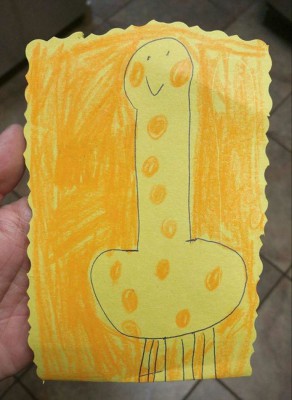  Дочка нарисовала мне жирафа